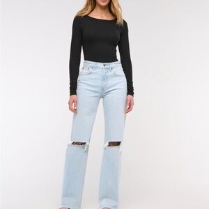 Abercrombie 90’s Relaxed Jean - High Rise - Light Denim
